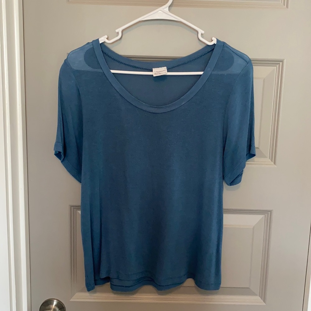 Essentials by Full Tilt tee